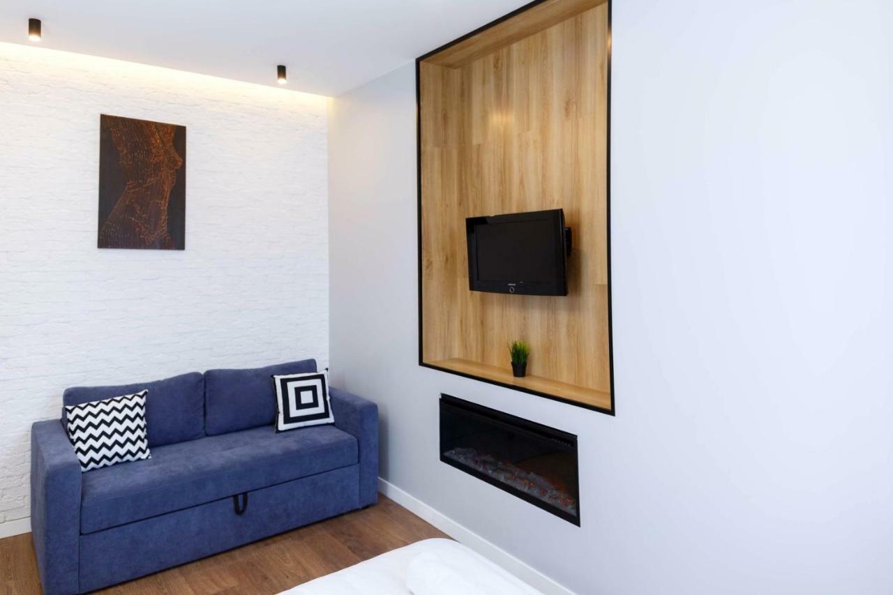 Apartment Loft In Old Ac Fireplace